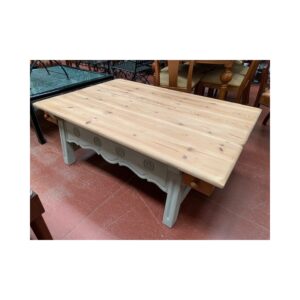 Mesa centro rondeña restaurada y pintada