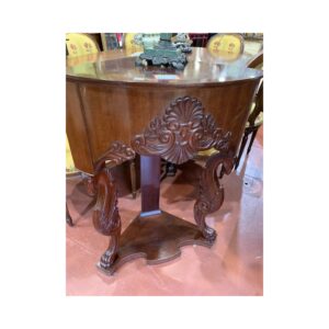 Mueble rinconero en caoba con talla