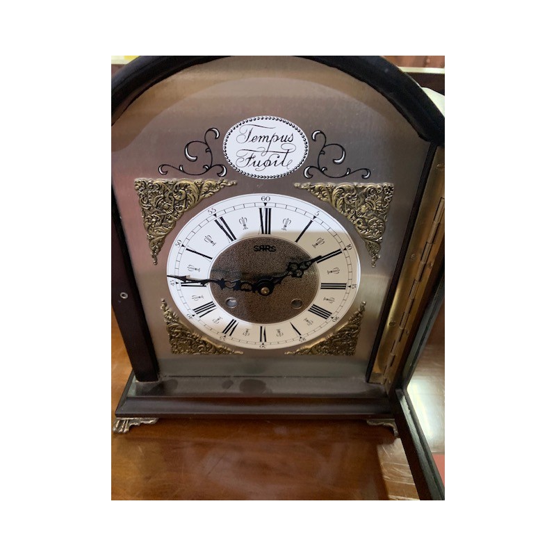 Reloj de mesa con soneria 30x25