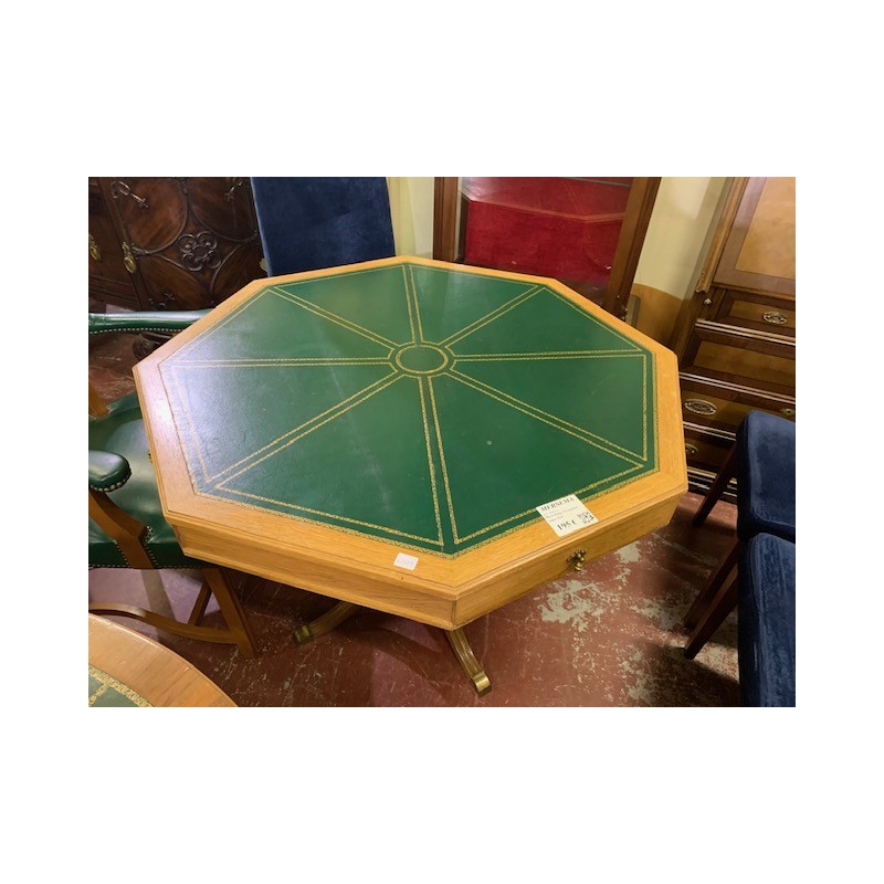 Mesa juego octogonal roble 4/c sobre piel
