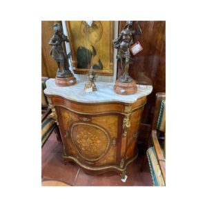 Entredos con bronce y marqueteria tapa marmol