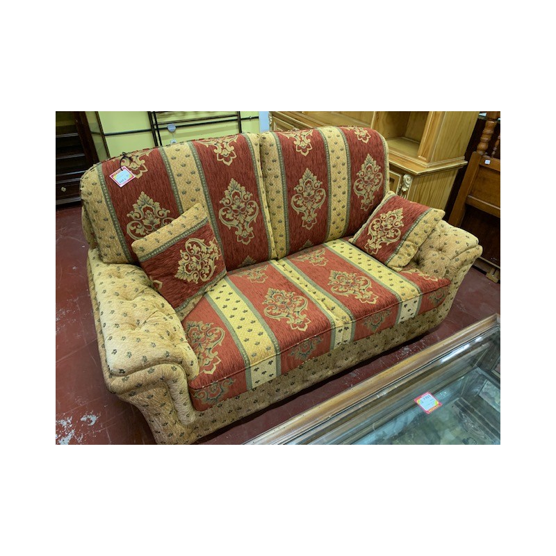 Sofa 2/p clasico tap caldera y beige