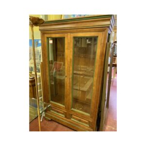 Vitrina provenzal 2/p 2/c madera maciza