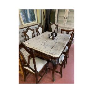Mesa comedor antigua + 6 sillas decoradas